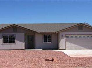 5615 Debbie Ln, Rimrock, AZ 86335