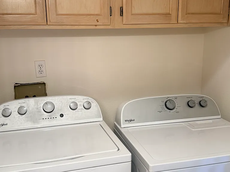 103 Tuscany Ct — Photo 40