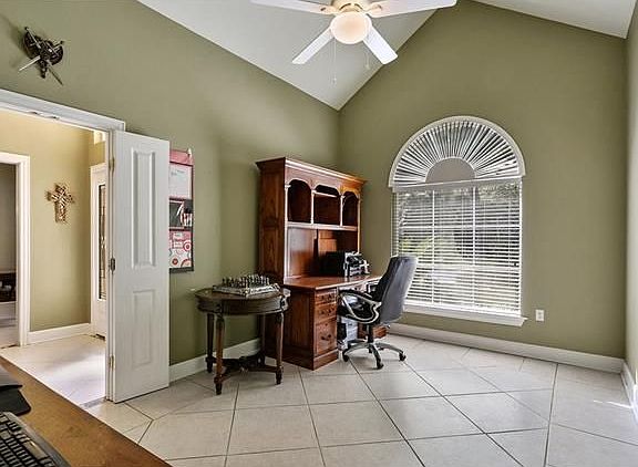 5th image of 13517 Riverlake Dr