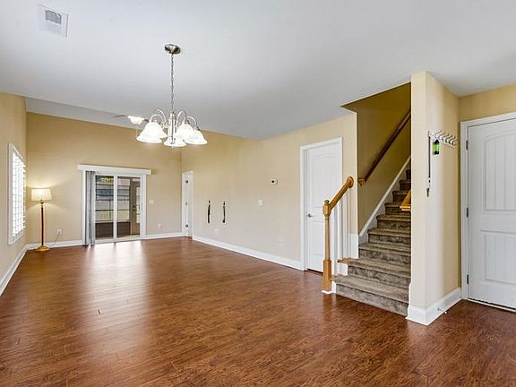 5th image of 401 Rustic Ct. #None