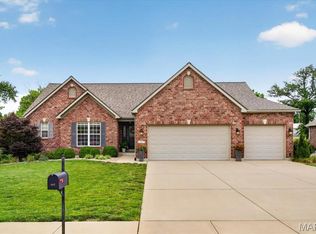 607 Laura Ct, Columbia, IL 62236