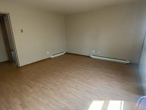 5th image of 108 W Washington St