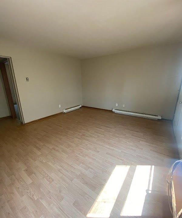 1st image of 106 W Washington St