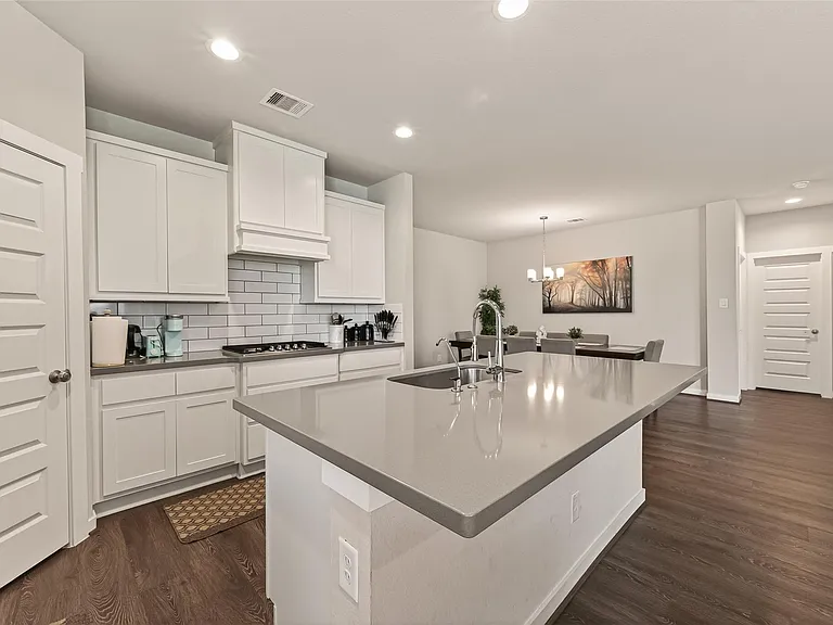 28419 Hazel Trl — Photo 12