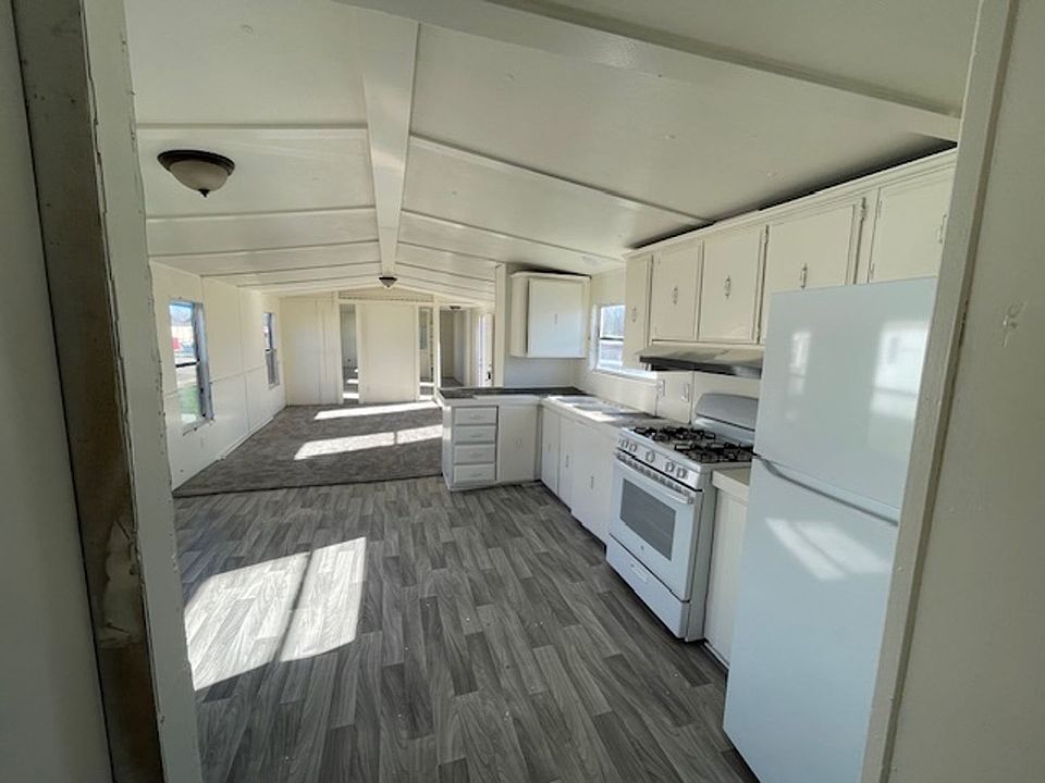 1st image of 503 E Main St #114