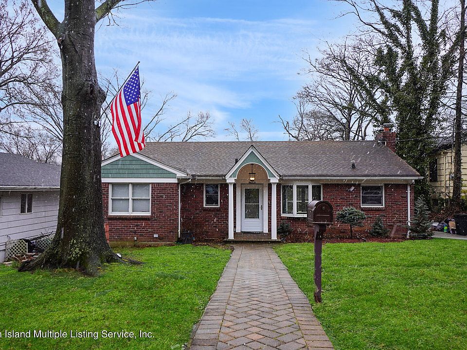 1st image of 10 Oxholm Ave