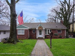 10 Oxholm Ave, Staten Island, NY 10301