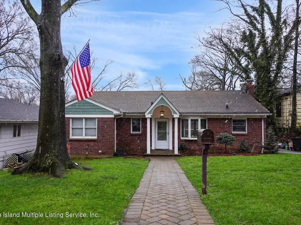 10 Oxholm Ave, Staten Island, NY 10301