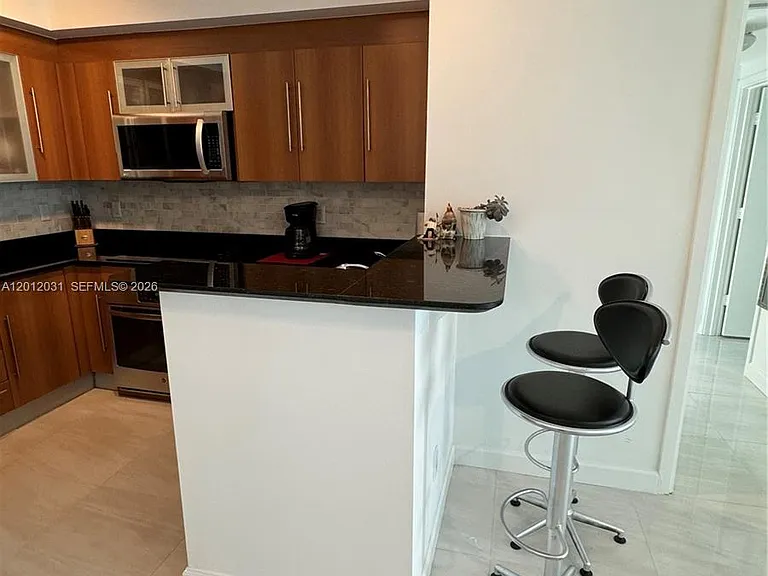 335 Biscayne Blvd #2900 — Photo 28