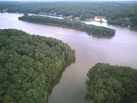 3rd image of 145 Southern Horizon Dr #29