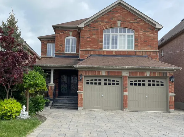 3240 Tacc Dr, Mississauga, ON L5M 0H3