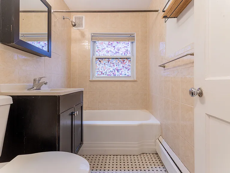46 Aldrich Rd #A — Photo 25