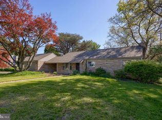 1411 Vesta Dr, Harrisburg, PA 17112