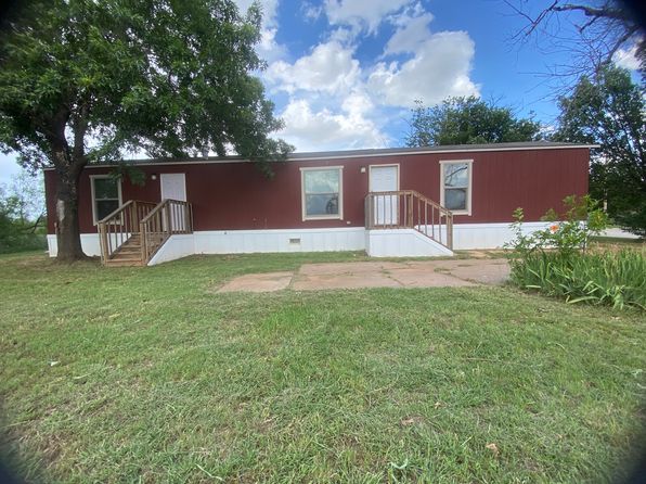 78 Town And Country Dr