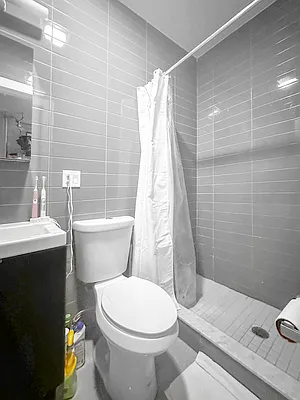 Rented by Compass | media 5