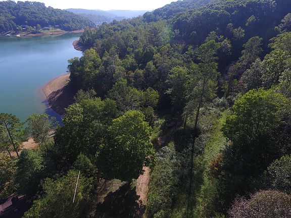 2nd image of 395 Water Edge Ln