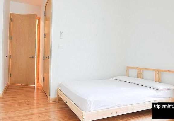 4th image of 79 N Henry St APT 1
