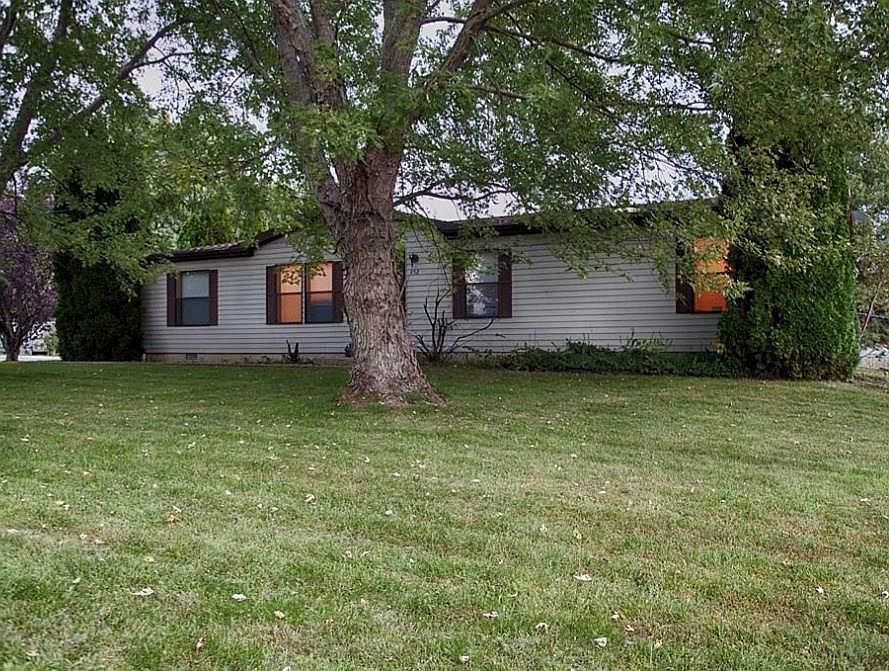 2nd image of 452 Small Fry Ave