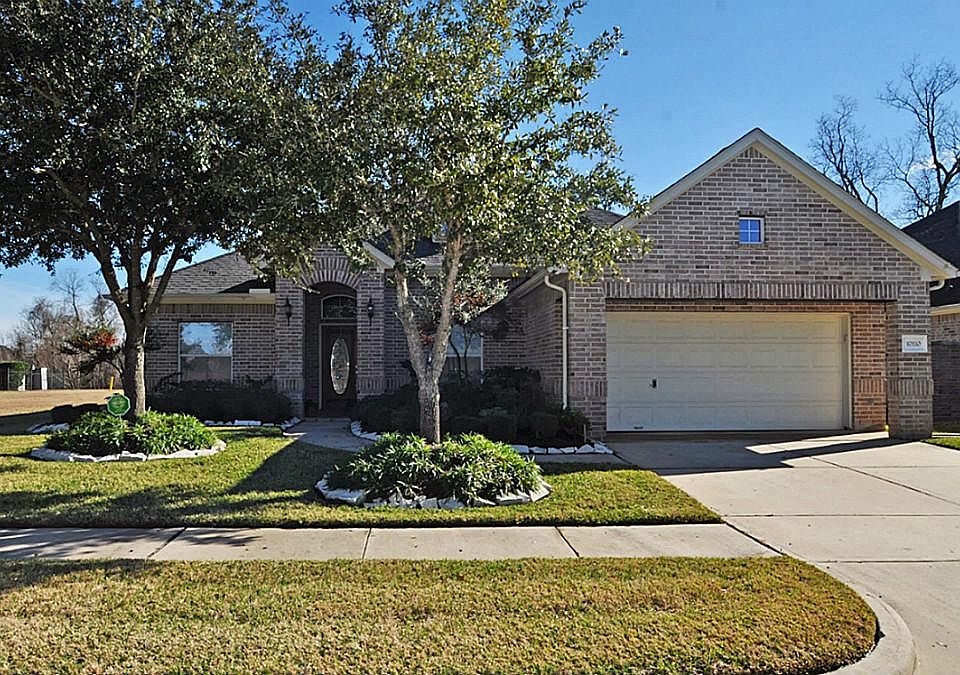 1st image of 10110 Lost Hollow Ln