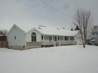210 Pamela Dr, Caro, MI 48723