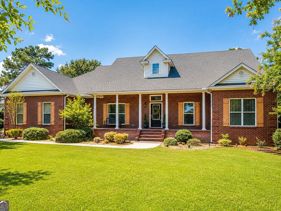 1st image of 90 Crosby Ln