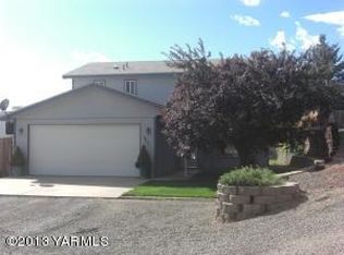 5825 Morningside Dr, Yakima, WA