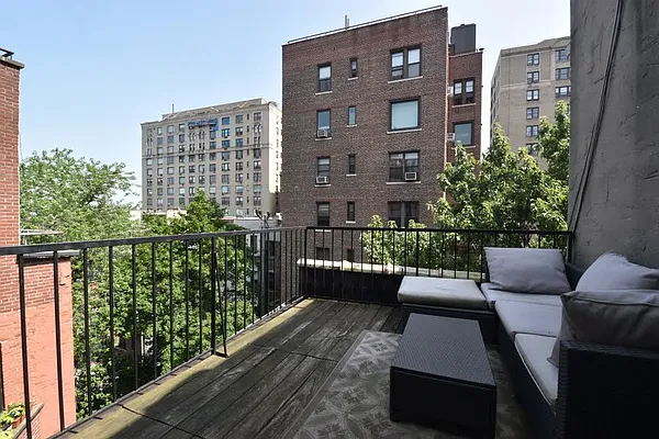 Rented by (Legacy) NY Quality Living Uptown | media 10