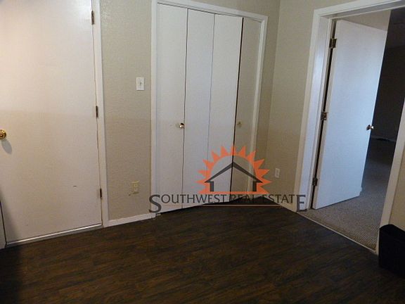 4th image of 620 Starlite Dr