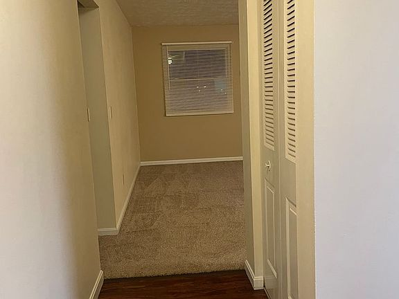 3rd image of 333 Maplewood Dr #333-201