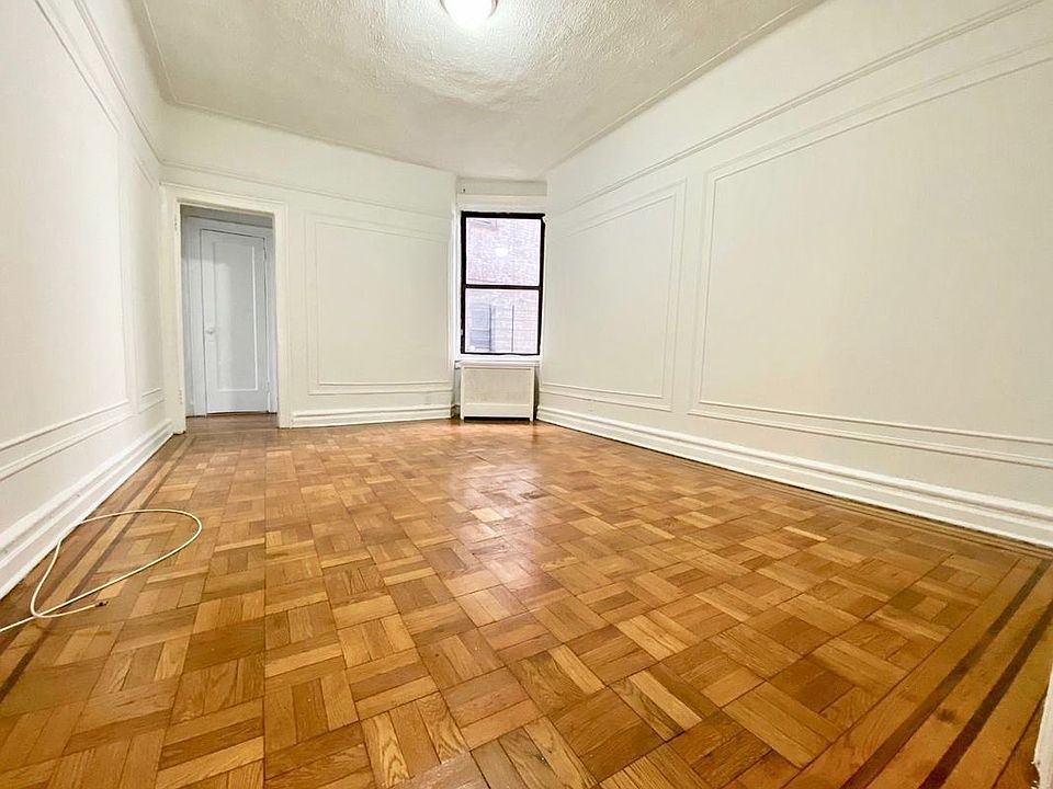 1st image of 160 Fenimore St APT 1B
