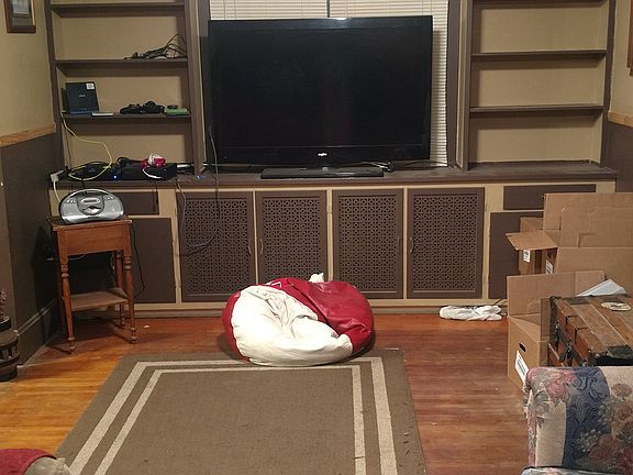 2nd image of 1114 Meridian Ave
