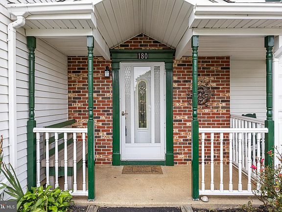 3rd image of 180 Bartal Ct