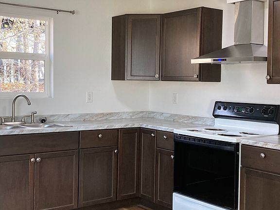2nd image of 7531 Peck Ave APT 4
