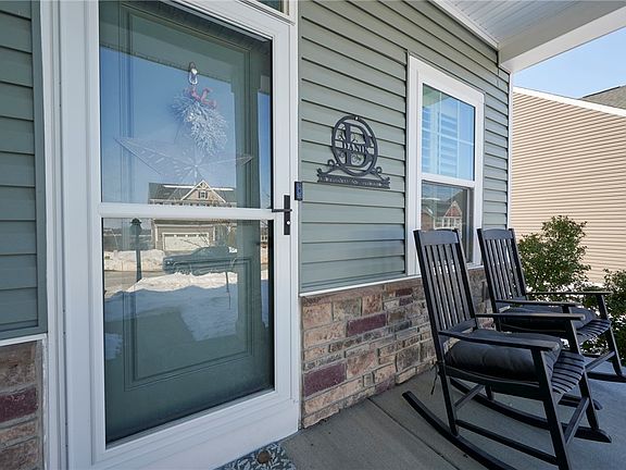 5th image of 138 Twin Oaks Dr