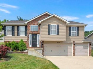 2829 Mallard Ct, Imperial, MO 63052