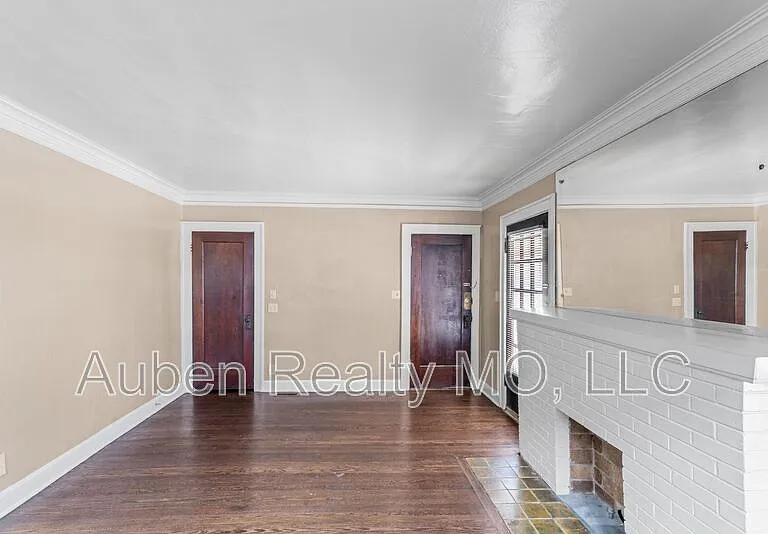 5303 Charlotte St #1 — Photo 22