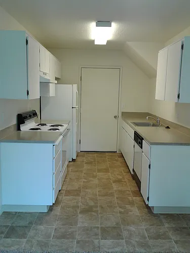 5890 SW Hall Blvd #2 Photo 1