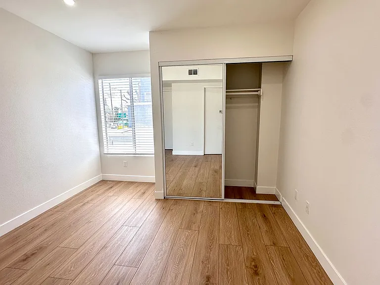 9939 Topanga Canyon Blvd — Photo 72