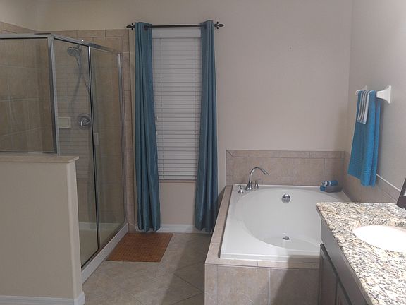 4th image of 13414 Youngdale Pl