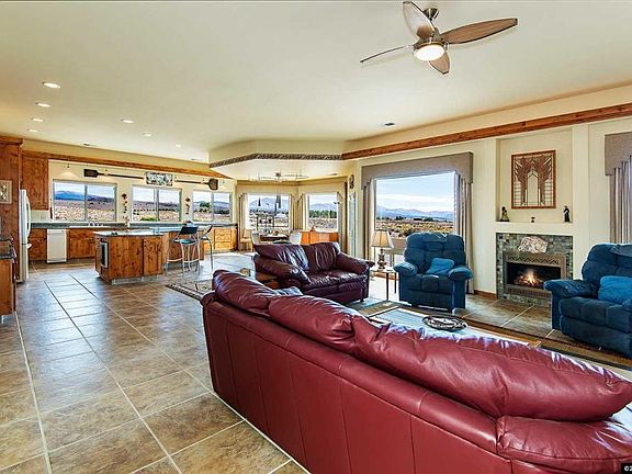 5th image of 2622 Erin Ct