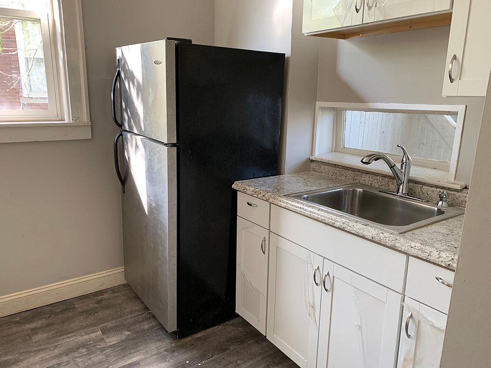 2nd image of 2540 Cypress Way #1