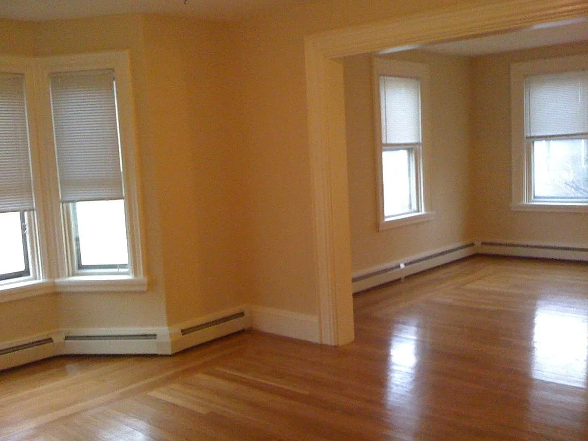 4 bed, 1500 sqft, $3,300 — Photo 2