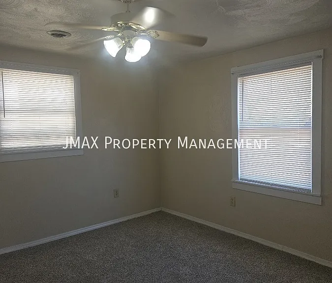 1714 Melrose Ave NW #2 — Photo 2