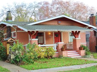2417 D St, Sacramento, CA 95816
