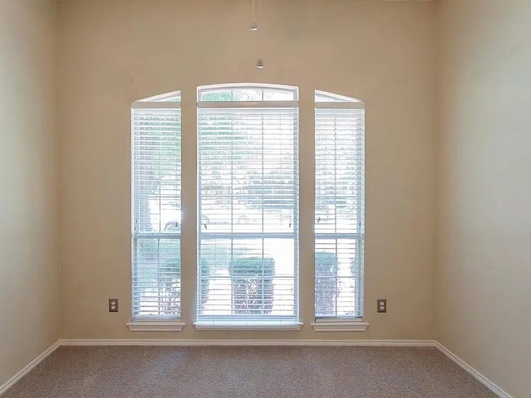 10701 Birmingham Dr — Photo 49