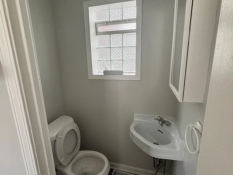 18603 Arrowhead Ave — Photo 14