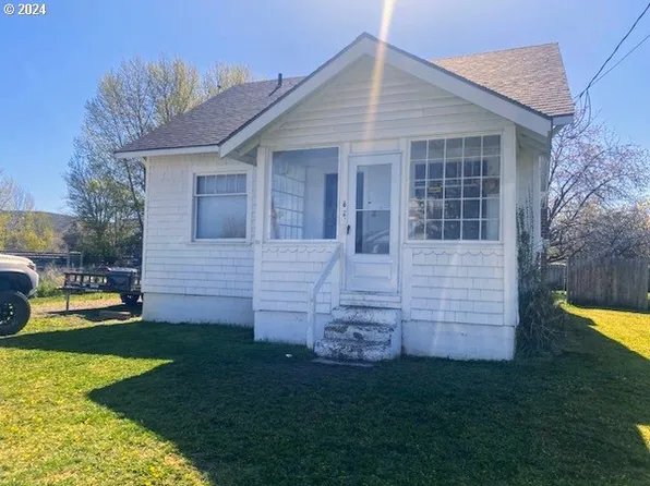 1046 Rose St, Baker City, OR 97814