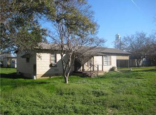 135 E Cedar St, BERTRAM, TX 78605
