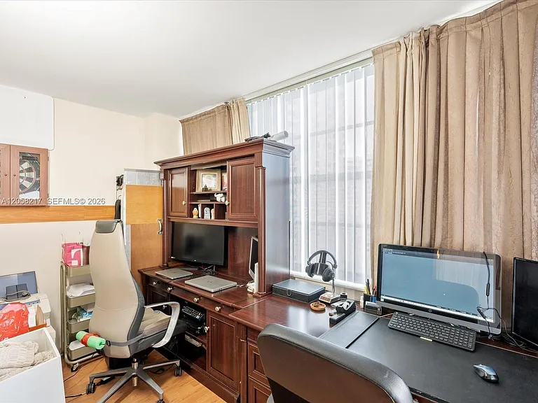 18071 Biscayne Blvd #1401 — Photo 23