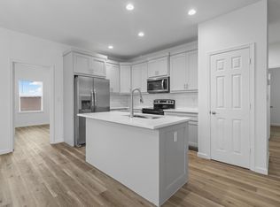 311 N Helton St, Randolph, TX 75475